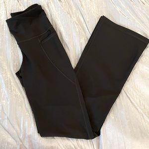 Womens Old Navy Active Powersoft Flared Yoga Pants